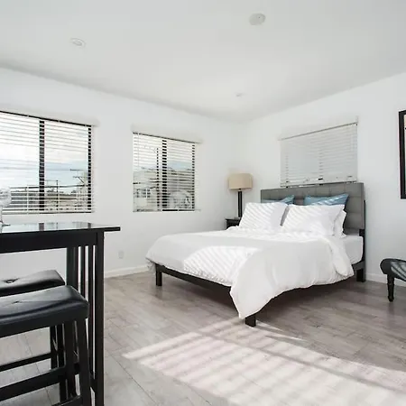 Sunny Studio In The Heart Of Venice Beach - #6
